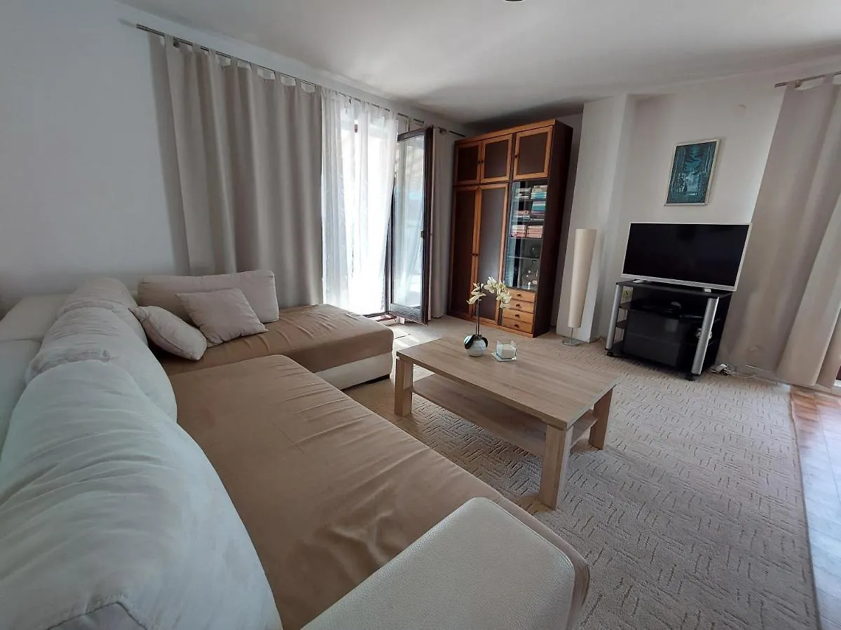 Apartment Martina Malinska